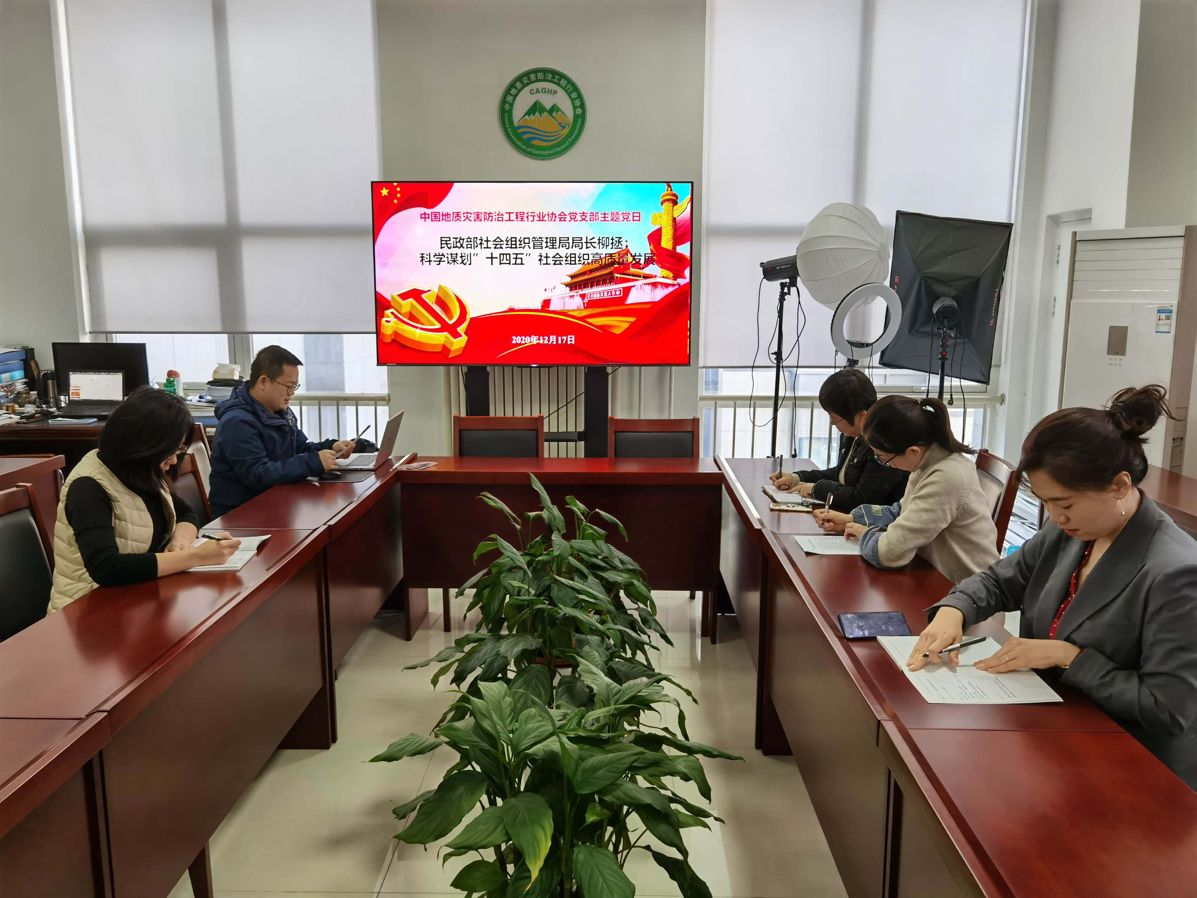 cdntencentalisuanzhecombaidufile.jpg cdntencentalisuanzhecombaidufile.jpg